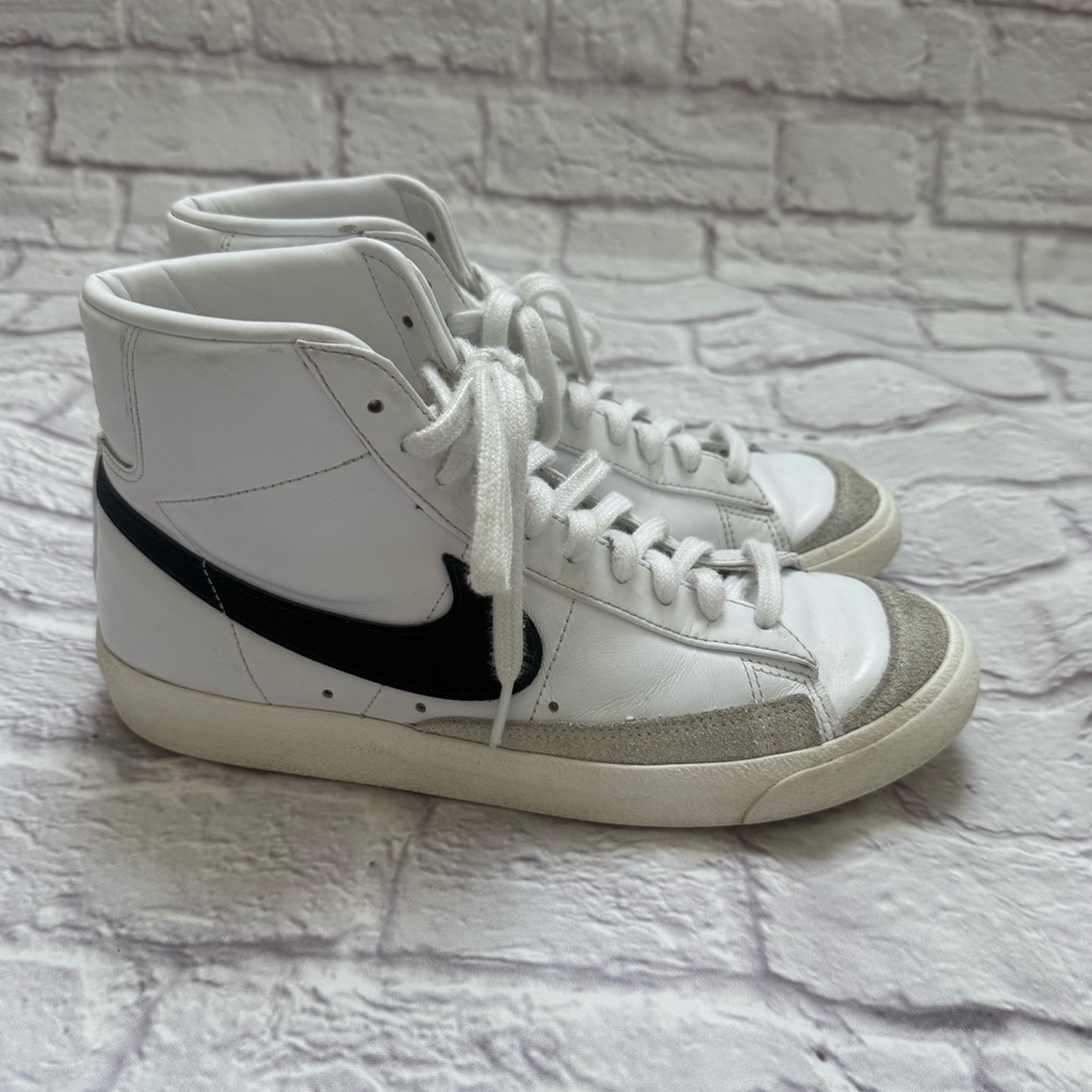 Nike Women’s Blazers Sneaker High Tops With Black Swish View 2